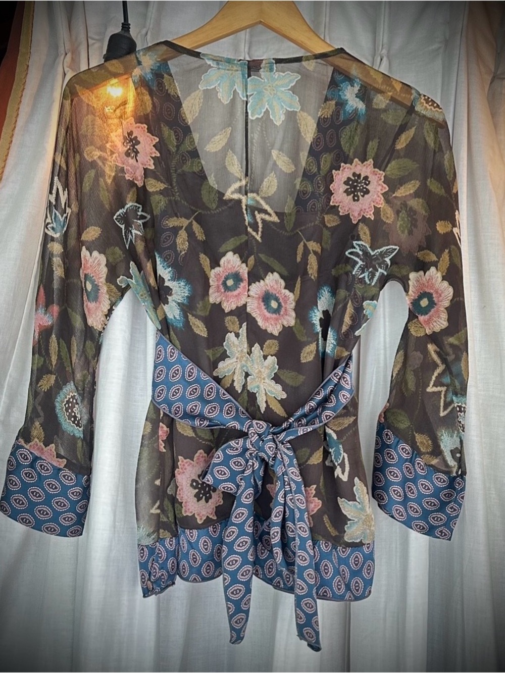 HALE BOB Kimono Blouse. Silk,Empire Waist, Ekegant Trim,Long Sash. Rare. Iconic! - Picture 5 of 9
